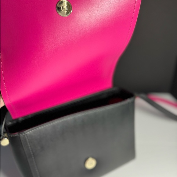 kate spade Crossbody - Picture 8 of 8